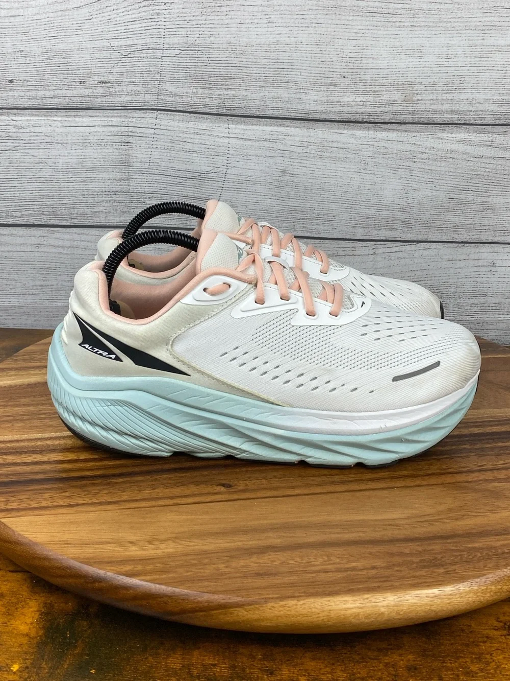 Altra VIA Olympus 2 White Blue Pink Road Running Shoes Women’s Sneaker Size 9